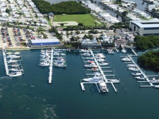 Salty_Sams_Marina_-_Snag-A-Slip_-_Florida_Gulf_Coast