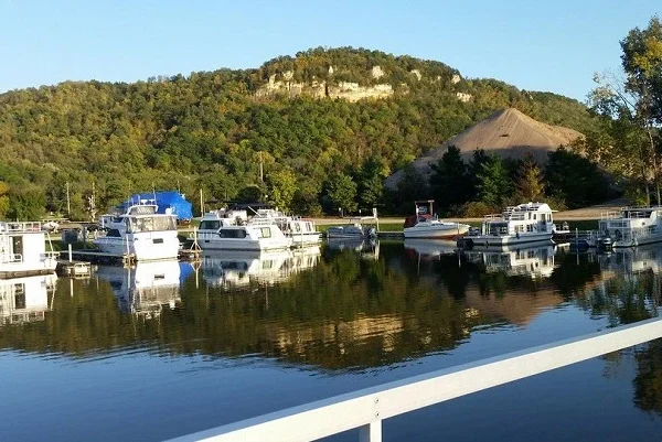 greatriverhouseboats