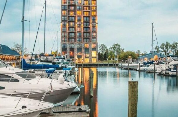 Terrace_Point_Marina-960x675_E41CE10F-5056-A36F-2355CE57AE7239AE-e41cdfce5056a36_e41cea30-5056-a36f-23c0caacefdde160