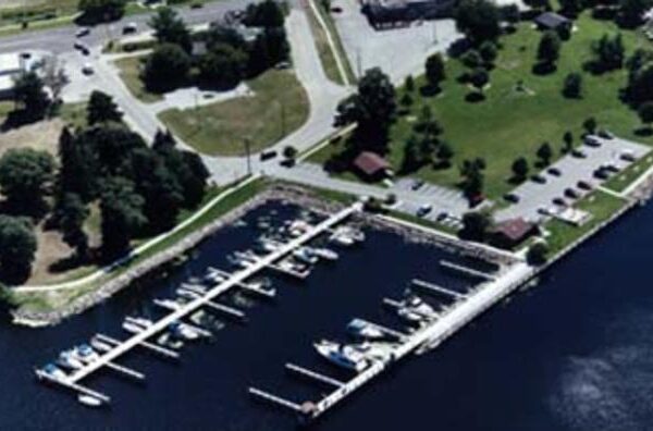 White-Lake-Municipal-Marina_E4D11E4F-5056-A36F-23D5B838542AC44C-e4d11caa5056a36_e4d1281d-5056-a36f-23114d2382f31c29